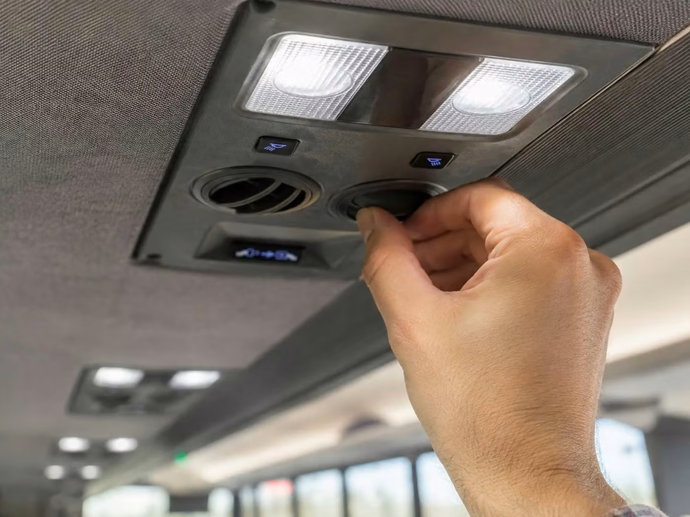 pleasant hill 20 passenger minibus air conditioning