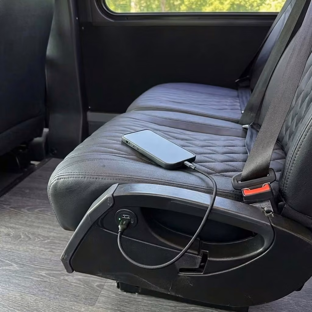 pleasant hill 20 passenger minibus usb charging