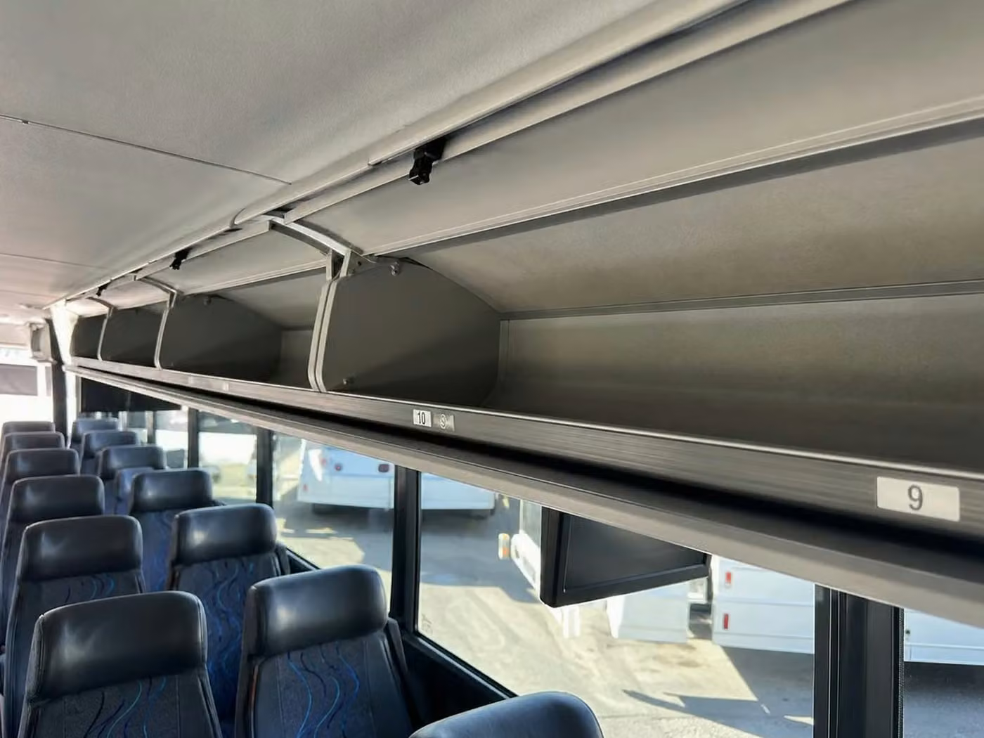 pleasant hill 25 passenger minibus overhead storage