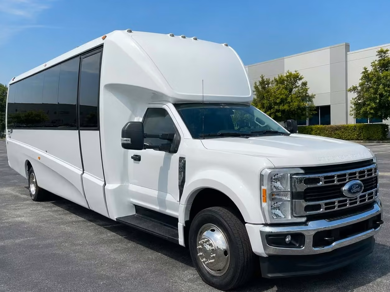 pleasant hill 25 passenger minibus rental