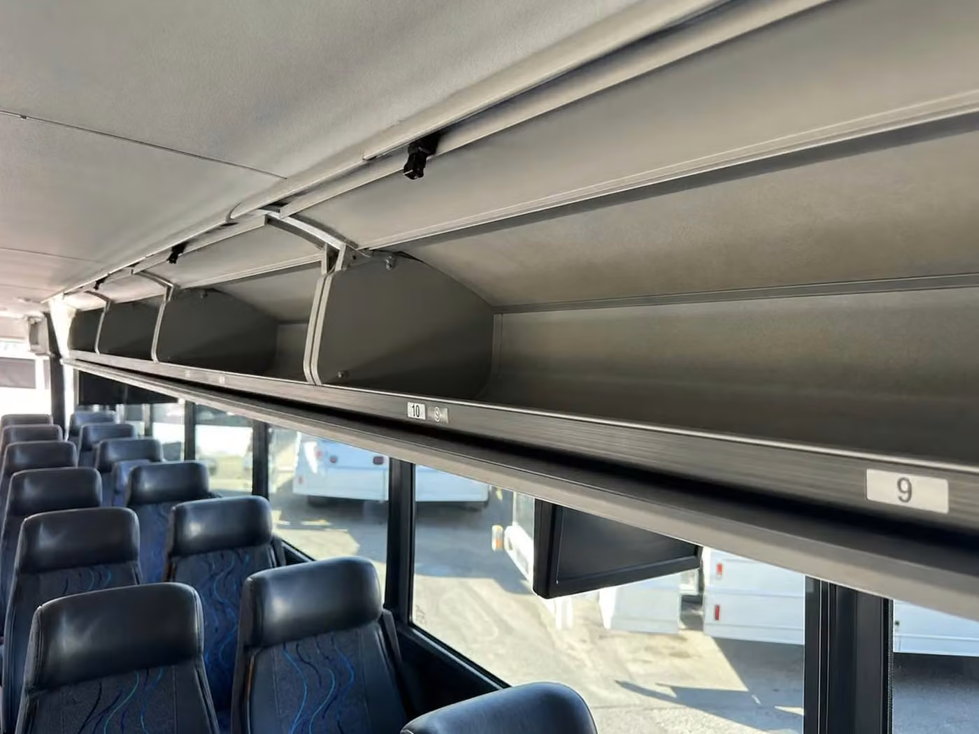 pleasant hill 35 passenger minibus overhead storage