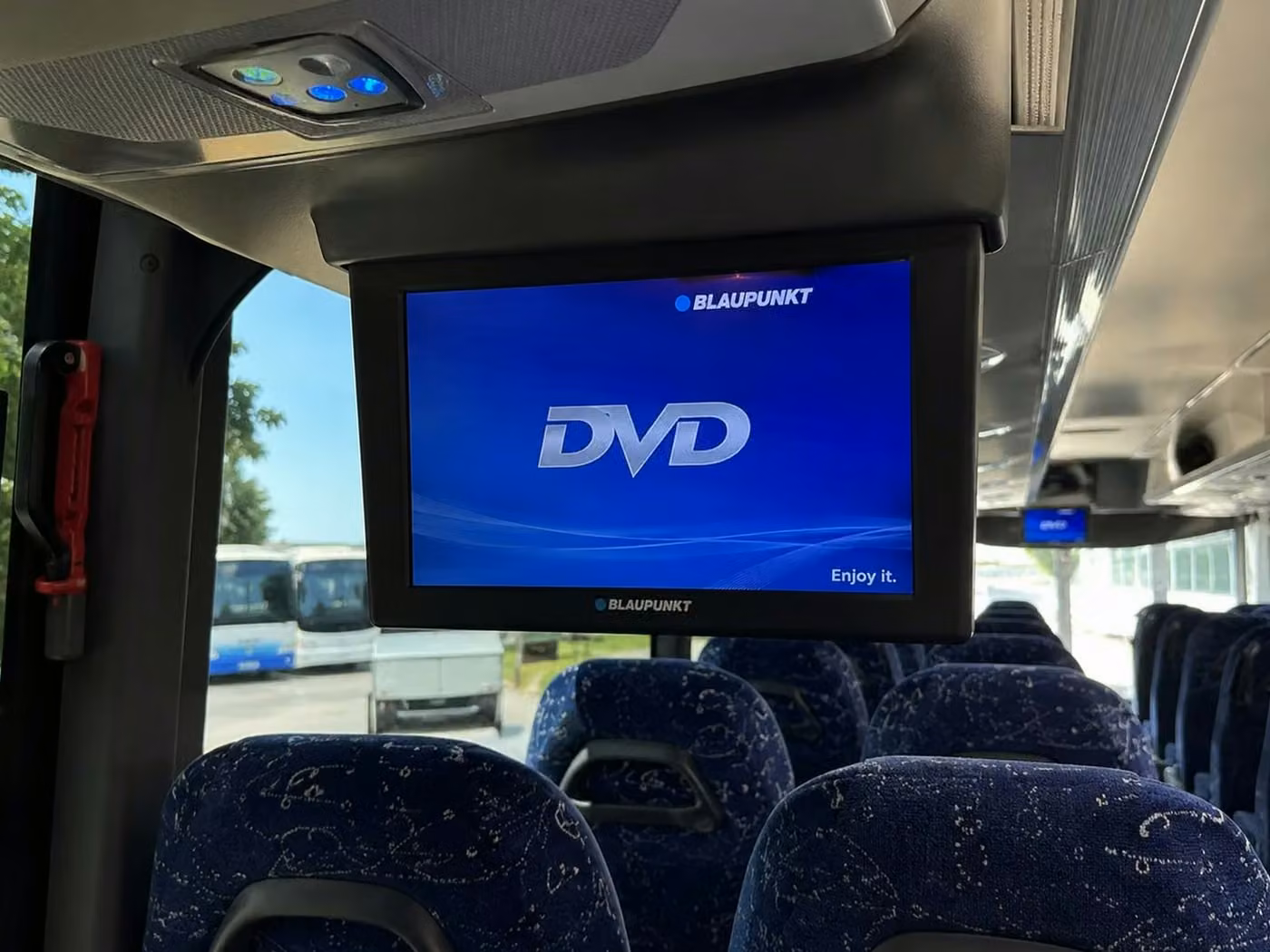 pleasant hill 56 passenger charter bus tvs