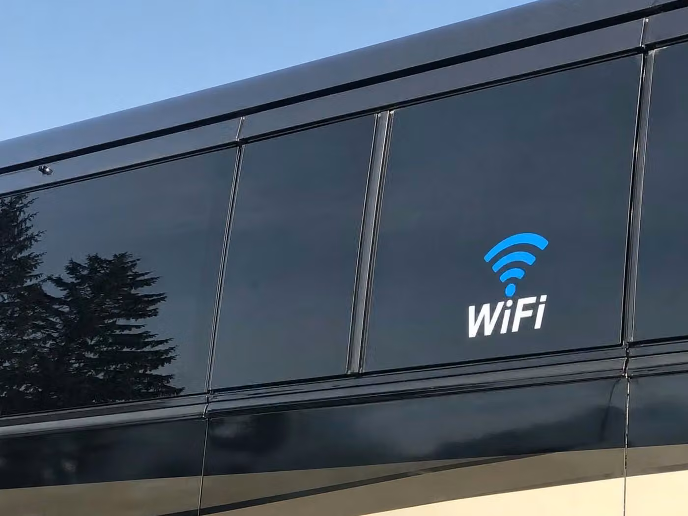 pleasant hill 56 passenger charter bus wifi